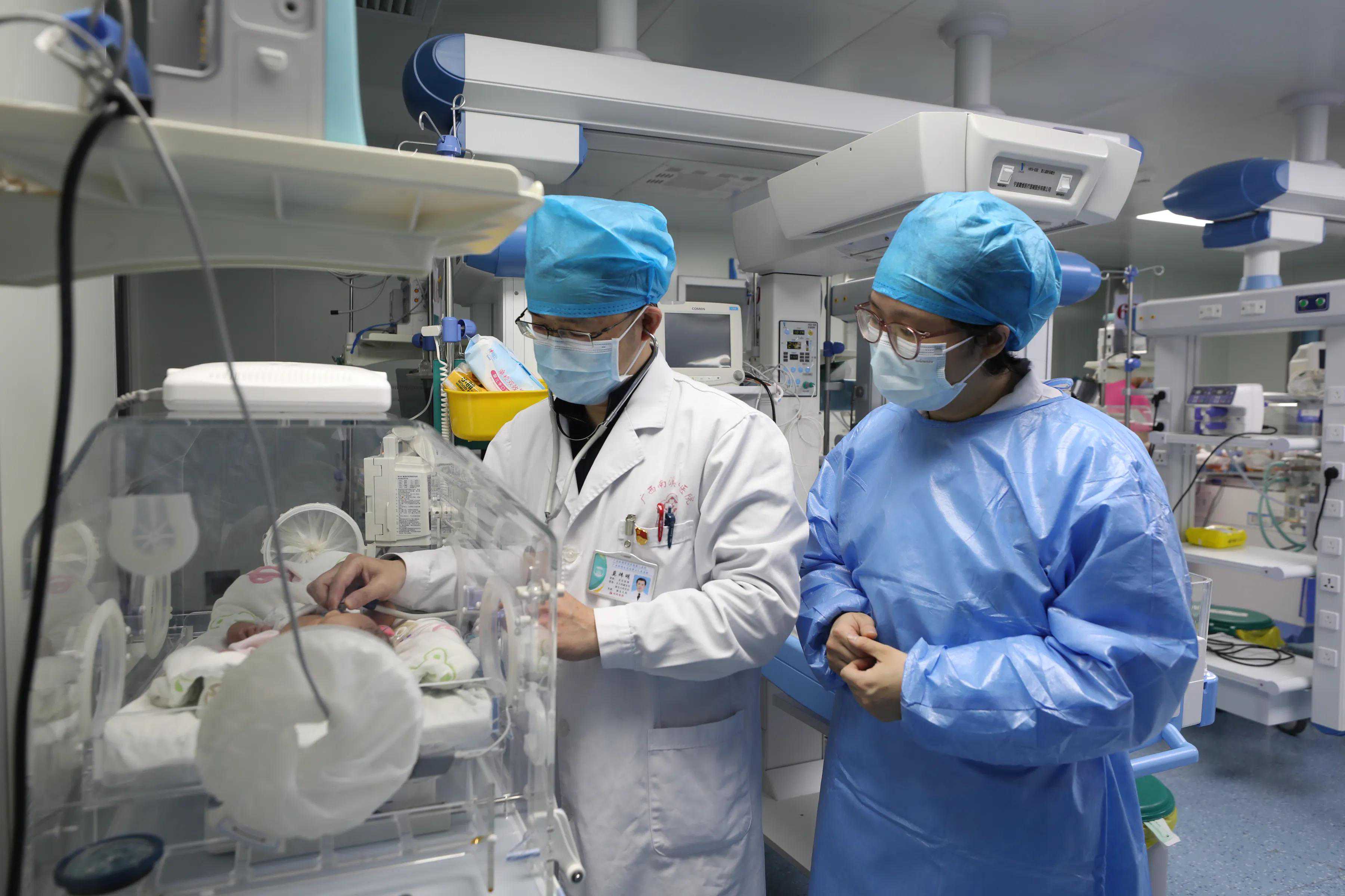 香港验血的费用多少,年货节宝妈“开盲盒”喜获双“诞”！南溪山医院辅助生
